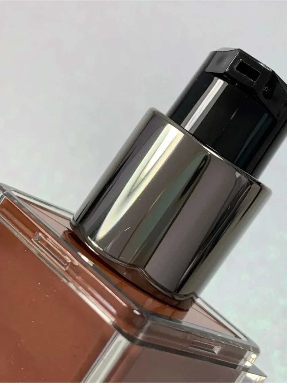 Huda Beauty Faux Filter Foundation Coffee Bean 530R BNIB